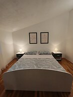 Apartment Damir