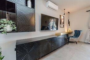 House Oasis Village Villa