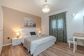 House Oasis Village Villa