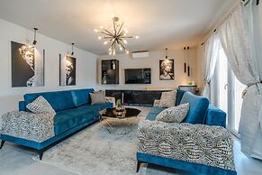 House Oasis Village Villa