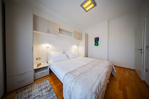 Apartments Tomo