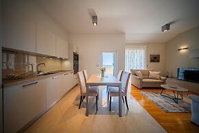 Apartments Tomo