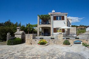 Apartments Ana