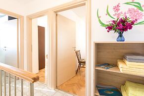 House Mari