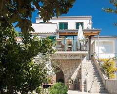 House Mari