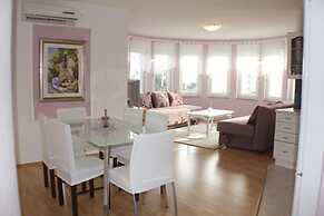 Apartments Marin