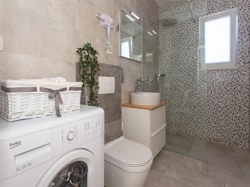Apartment Slavena