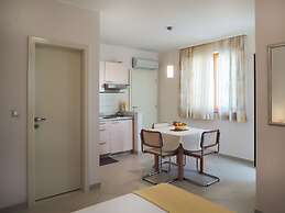 Apartments Lada