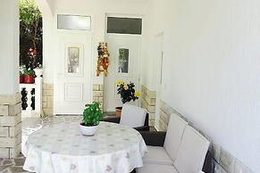 Apartments Mili
