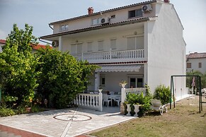 Apartments Mili