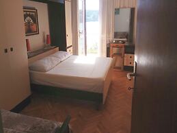 Apartments Ljubo