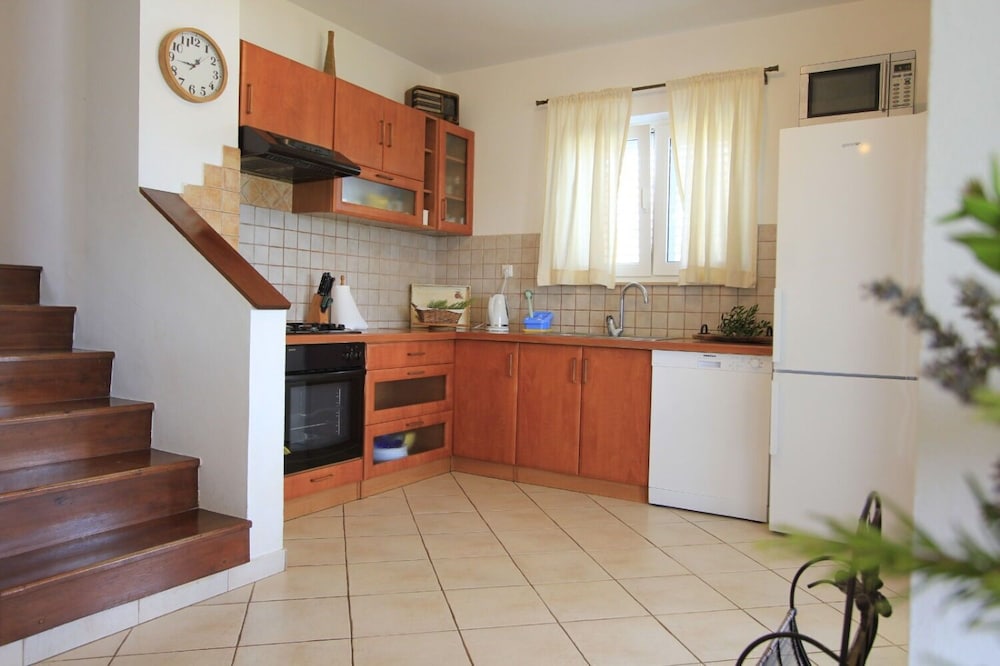 House Mirta
