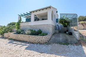 House Mirta