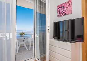 Apartments Ivi