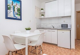 Apartments Ivi