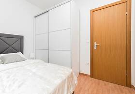 Apartments Ivi