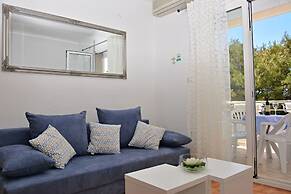 Apartments Ivi