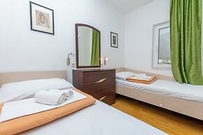 Apartments Ivo