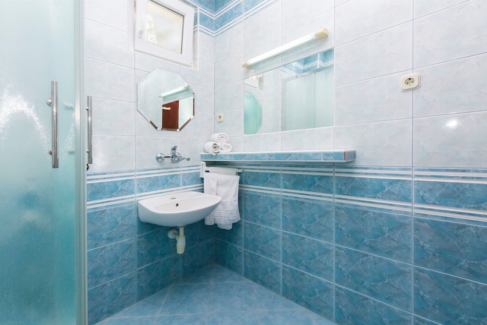 Apartments Ivo