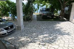 Apartments Ivo