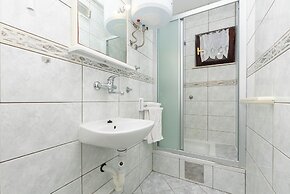 Apartments Ivo