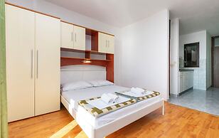 Apartments Ivo