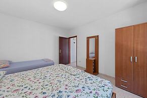 Apartment Uga2