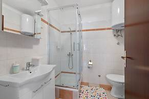Apartment Uga2