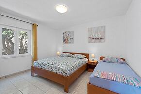Apartment Uga2