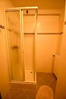 Apartments and Rooms Frane