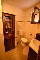 Apartments and Rooms Frane