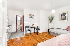 Apartments Rising Sun