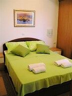 Apartments Tih