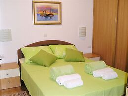Apartments Tih