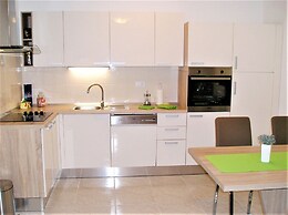 Apartments Tih