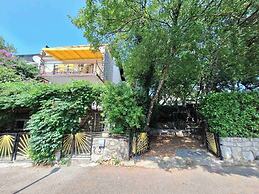 Apartment Ivy