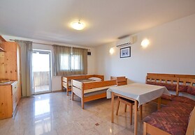 Apartments Jaklin