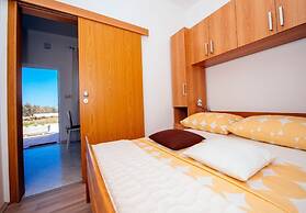 Apartments Ljubo