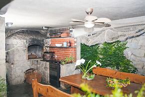 House Villa Oaza