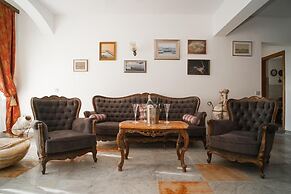 House Villa Oaza