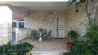 House Villa Oaza