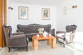 House Villa Oaza