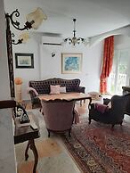 House Villa Oaza