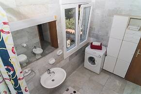 House Villa Oaza