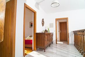 House Villa Oaza