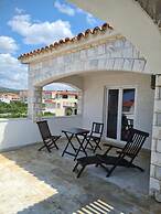 House Villa Oaza