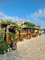 House Villa Oaza