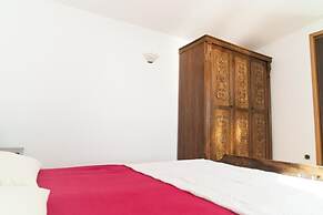 House Villa Oaza