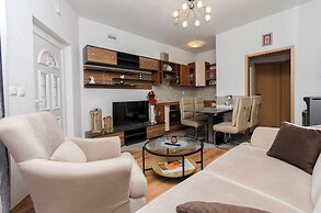 Apartments Ani
