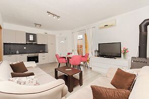 Apartments Ani